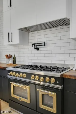 $2,675,000 | 11 Brantwood Drive, Summit, NJ 07901