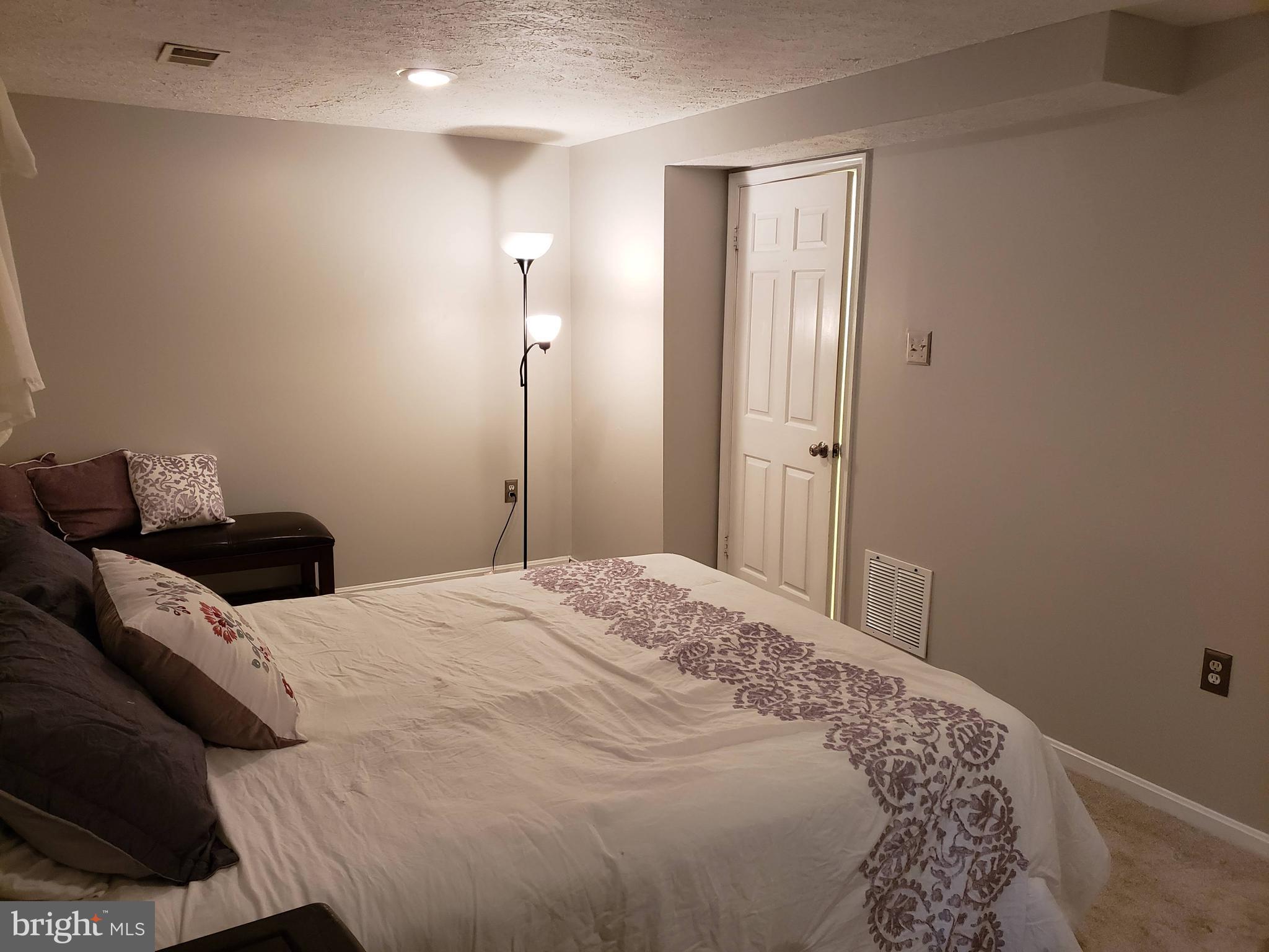 7375 Stream Way Springfield, VA 22152 - Photo 17 of 38 Gallery Image 17