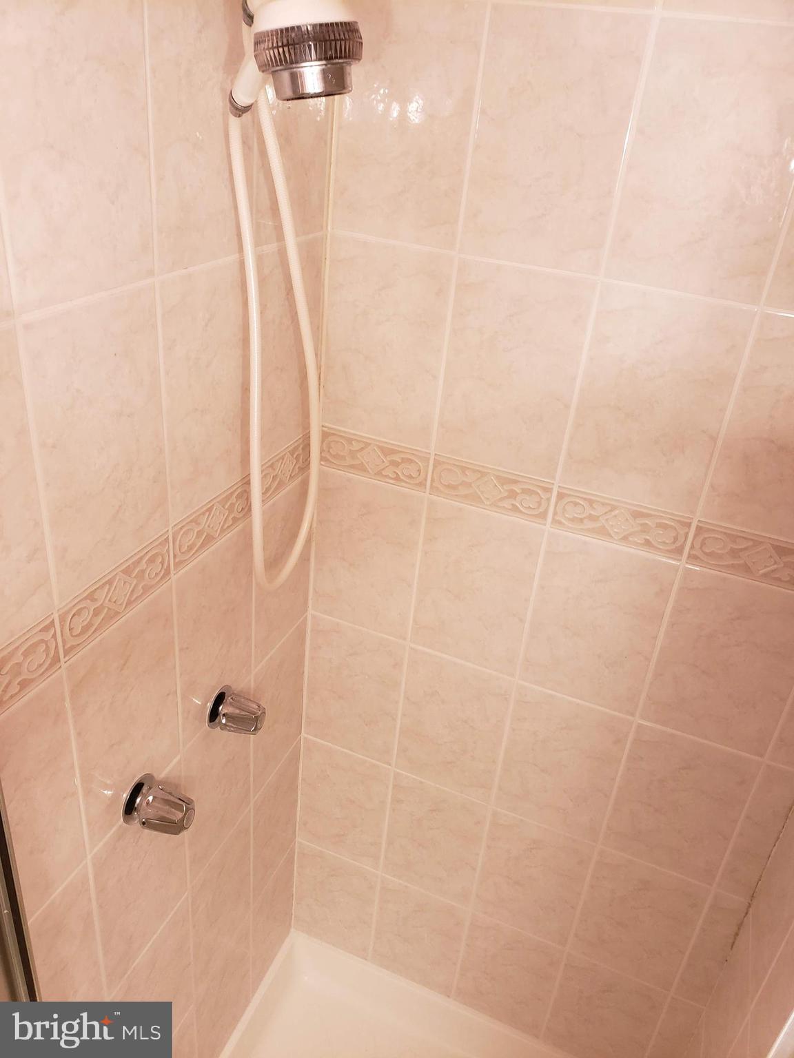 7375 Stream Way Springfield, VA 22152 - Photo 29 of 38 Gallery Image 29