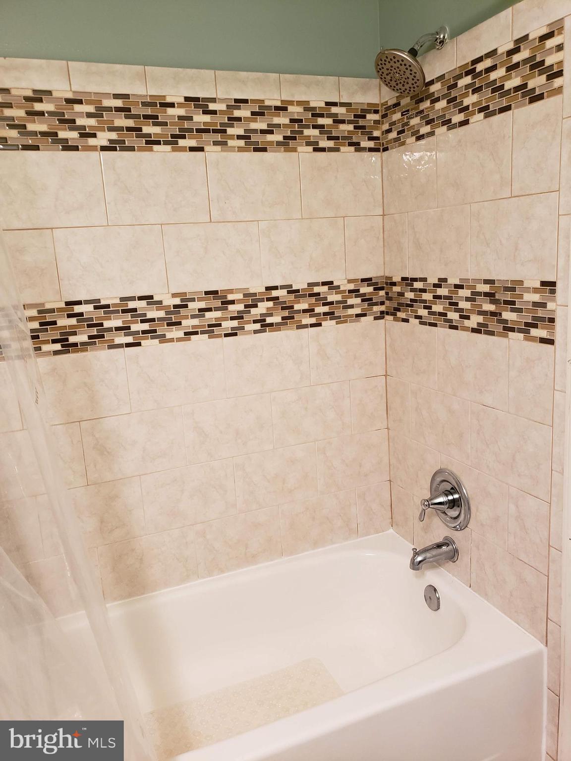 7375 Stream Way Springfield, VA 22152 - Photo 32 of 38 Gallery Image 32