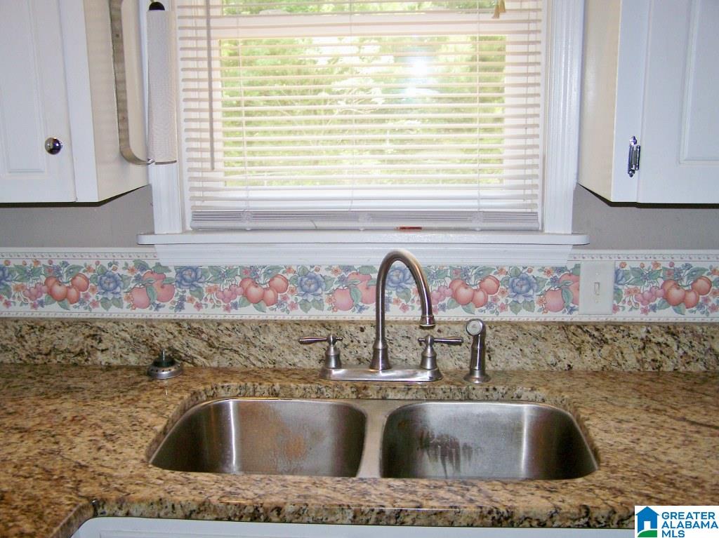 772 Timber Way Weaver, AL 36277 - Photo 6 of 50