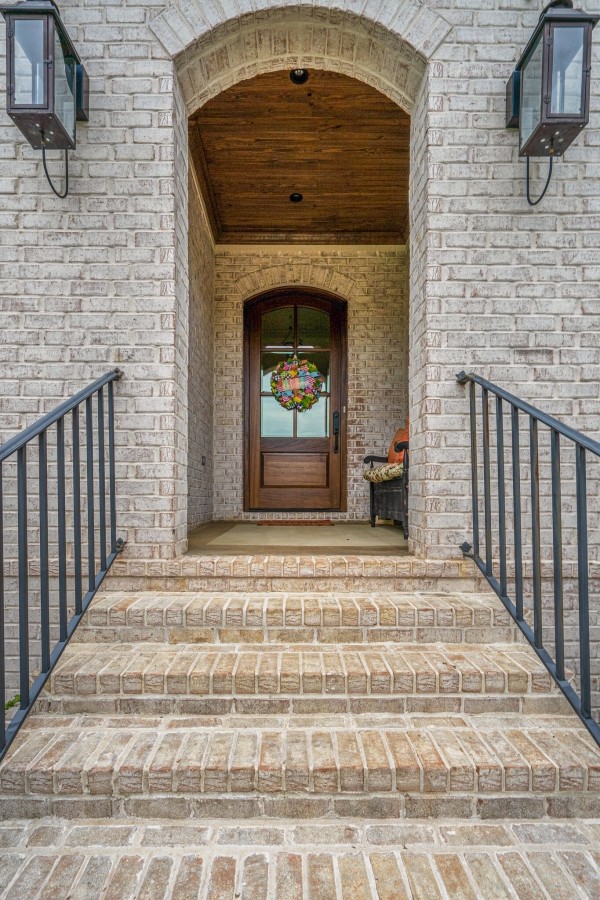 2175 Hartland Road Franklin, TN 37069 - Photo 2 of 19 Gallery Image 2
