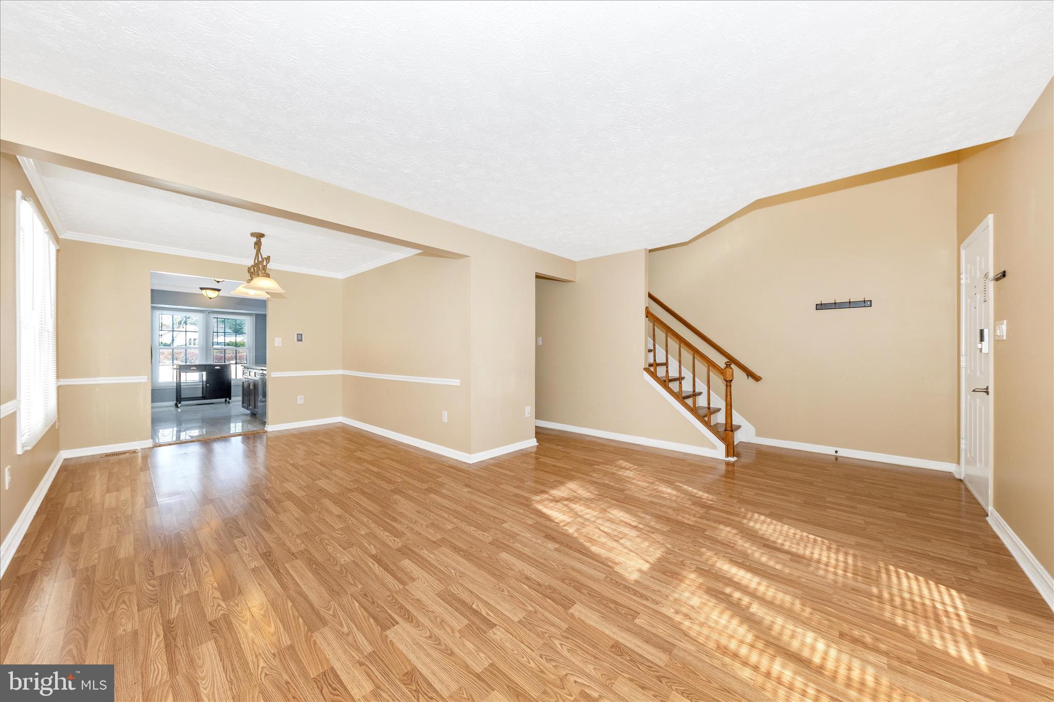 2160 Collingwood Lane Frederick, MD 21702 - Photo 6 of 82 Living Room