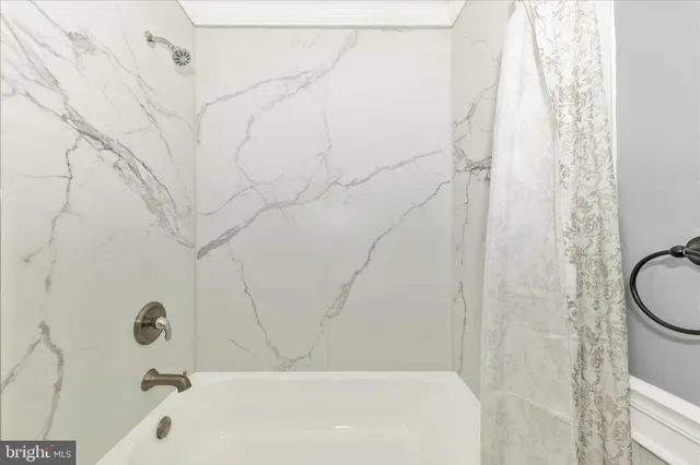 $450,000 | 2160 Collingwood Lane, Frederick, MD 21702