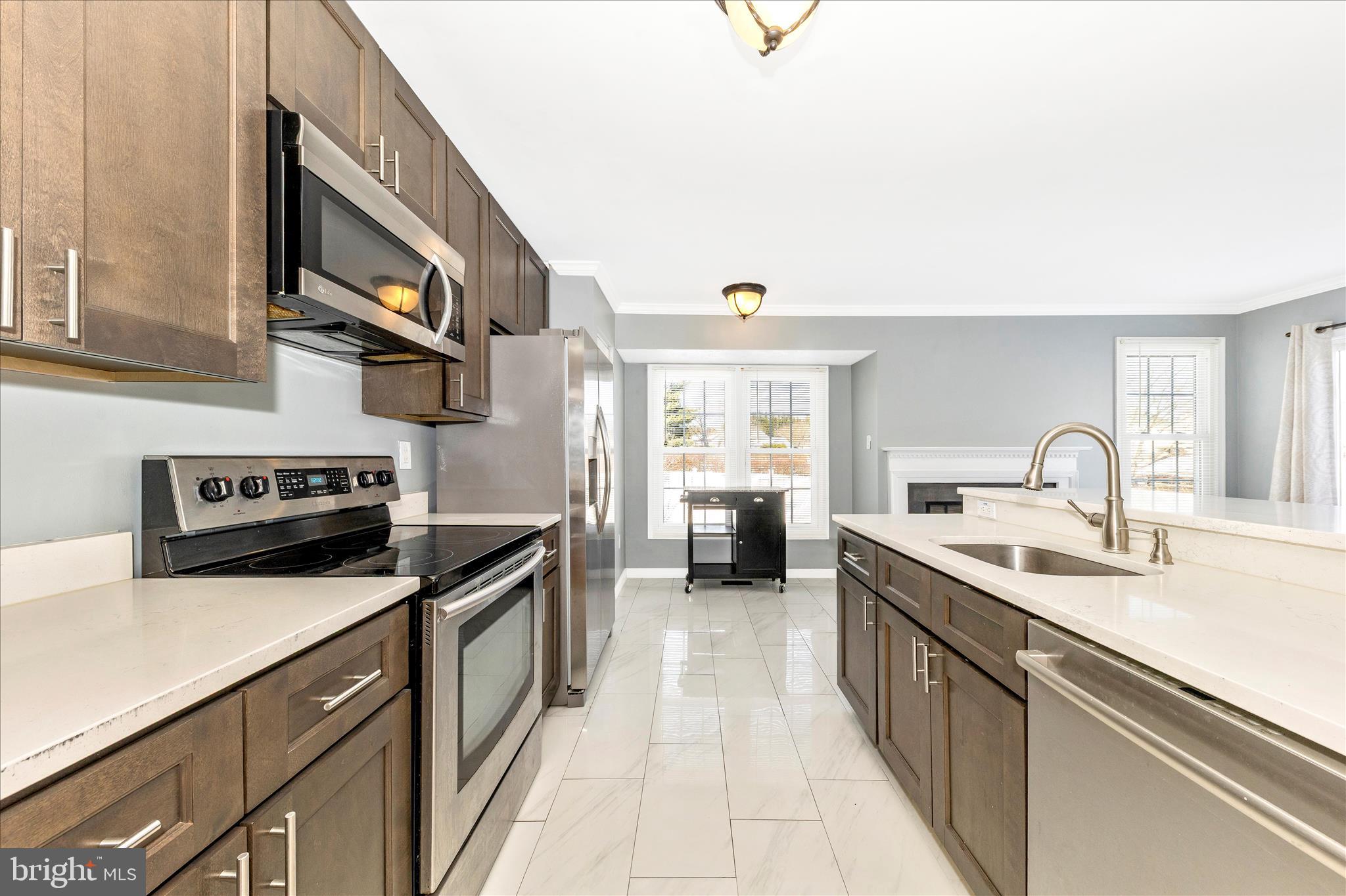 2160 Collingwood Lane Frederick, MD 21702 - Photo 9 of 82 Kitchen