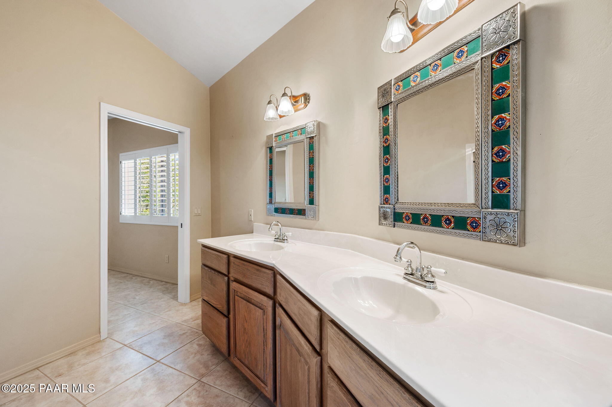 18900 Butte Pass Road Prescott, AZ 86305 - Photo 25 of 45 Upstairs Bath