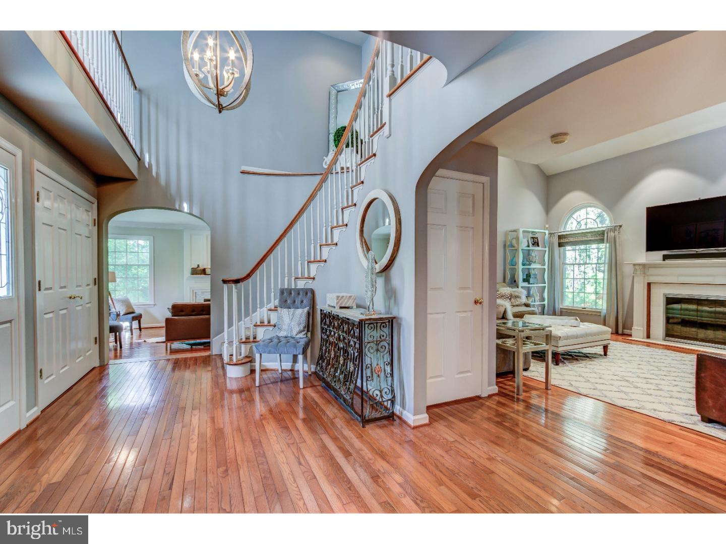 612 Manor Road Narberth, PA 19072 - Photo 3 of 25