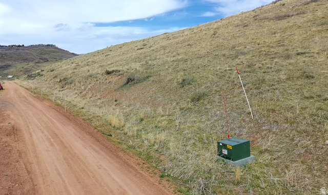 282 East Parkview Road, Unit 282 Coalville, UT 84017 - Photo 12 of 24 Bird's eye view of a mountainous background