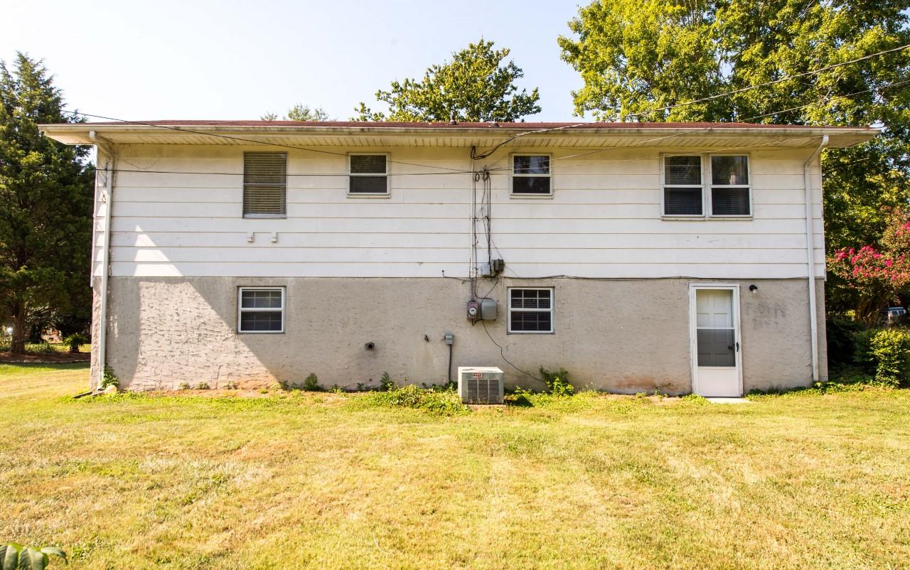 1307 Boy Scout Road Hixson, TN 37343 - Photo 3 of 24 22