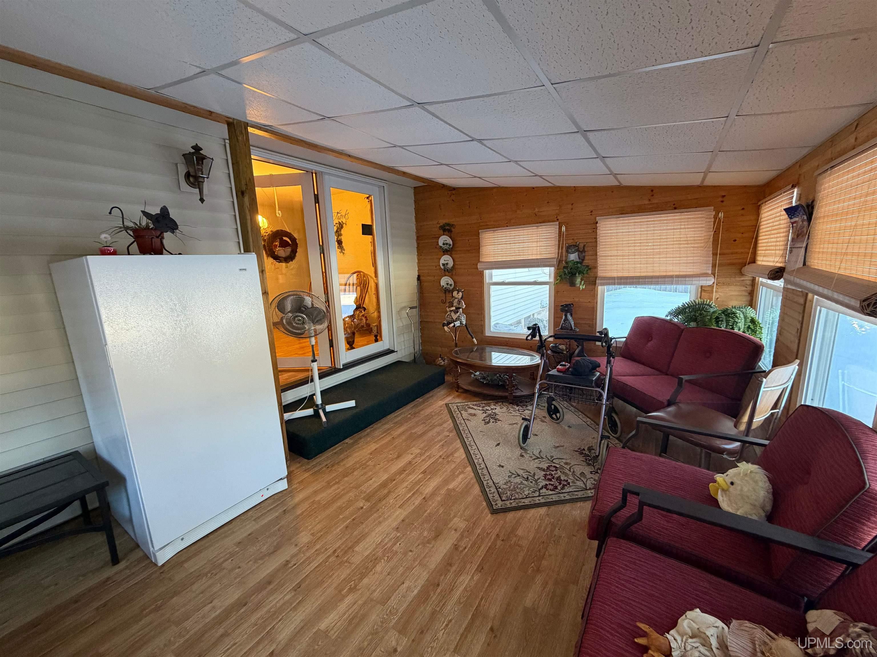 8317 Venture P 2 Gladstone, MI 49837 - Photo 19 of 30