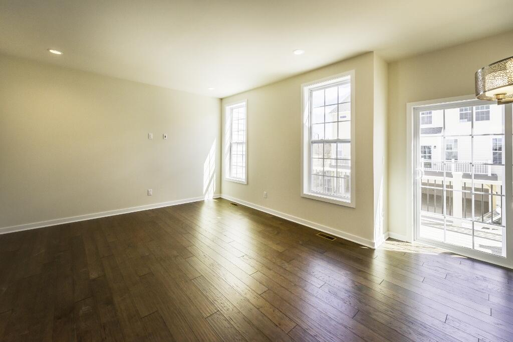 2843 Hardwick Road Ann Arbor, MI 48105 - Photo 18 of 46 DSC_5262 (1024x683)