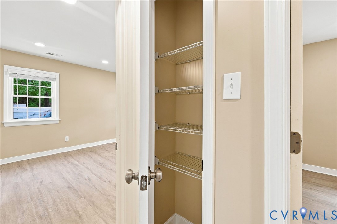 3221 Clintwood Road Midlothian, VA 23112 - Photo 33 of 46 Gallery Image 33