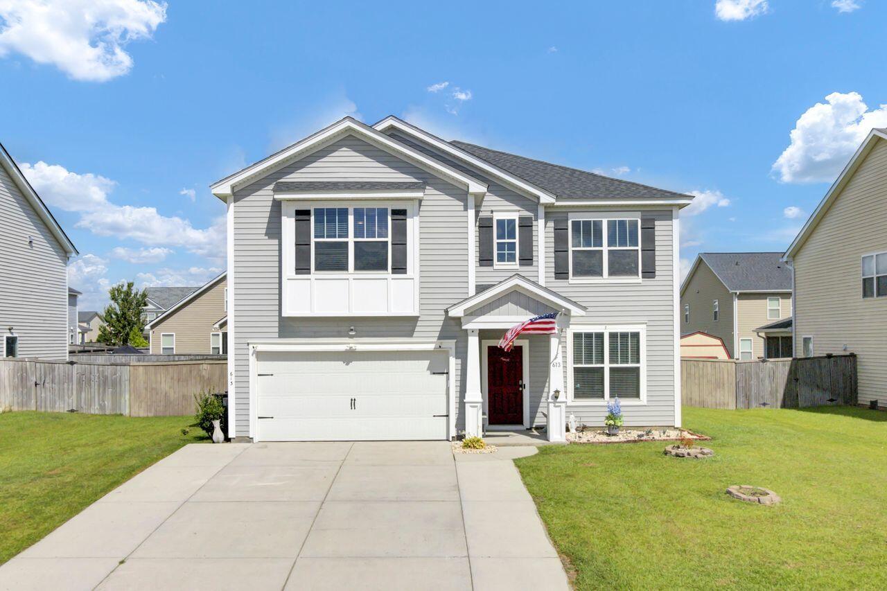613 Ravens Wood Road Summerville, SC 29486 - Photo 1 of 43 (1)