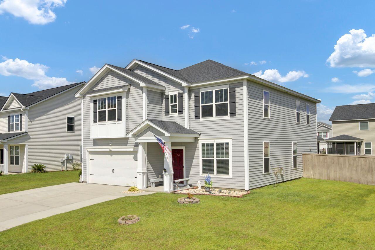 613 Ravens Wood Road Summerville, SC 29486 - Photo 2 of 43 (2)