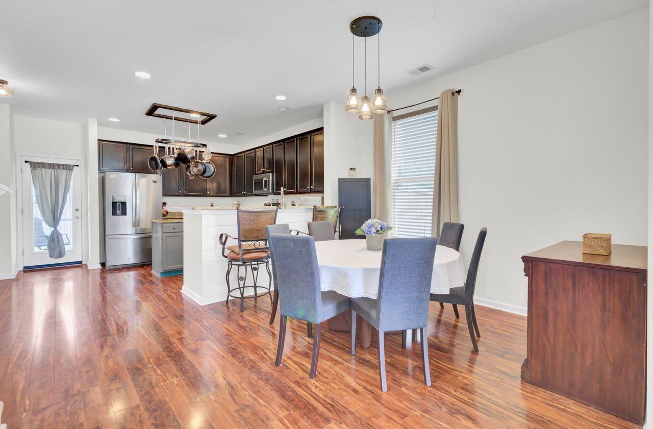 613 Ravens Wood Road Summerville, SC 29486 - Photo 8 of 43 (9)