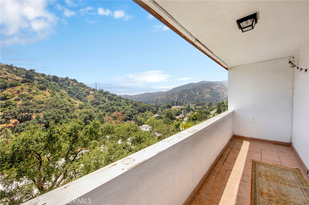 1935 Alpha Road, Unit 229 Glendale, CA 91208 - Photo 12 of 14
