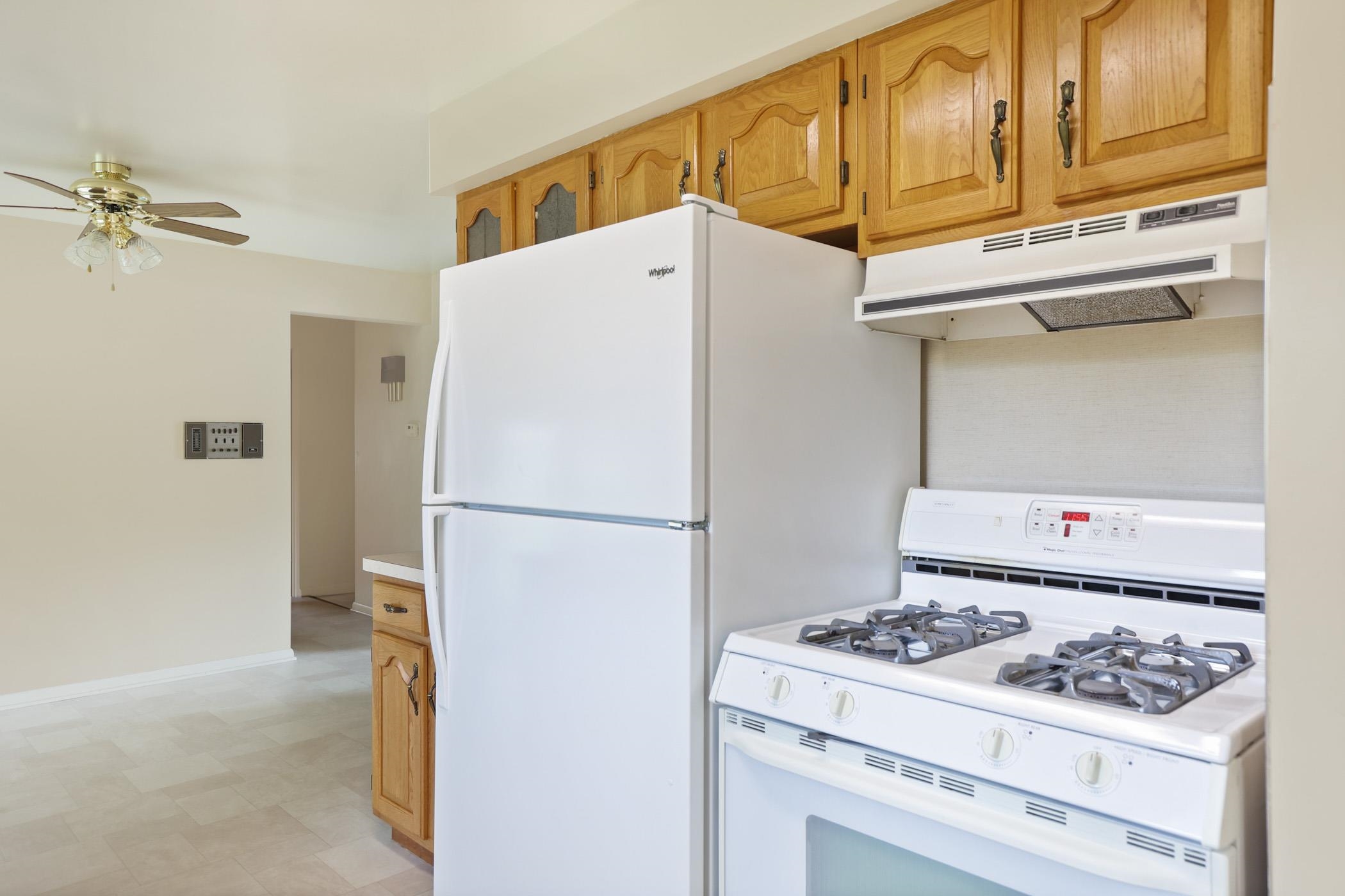 1018 South Huron Road Kawkawlin, MI 48631 - Photo 8 of 41 Gallery Image 8