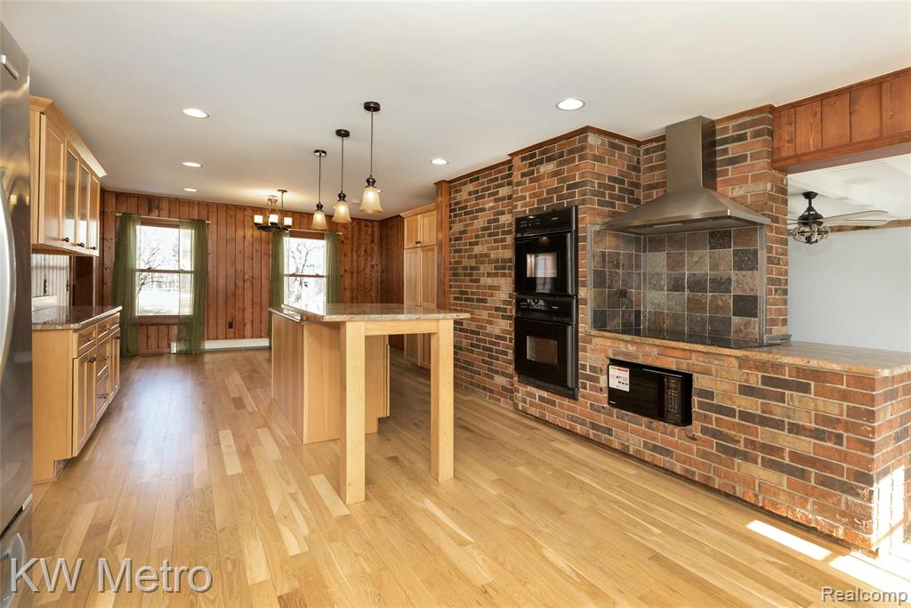 8665 Meskill Road Columbus, MI 48063 - Photo 15 of 55