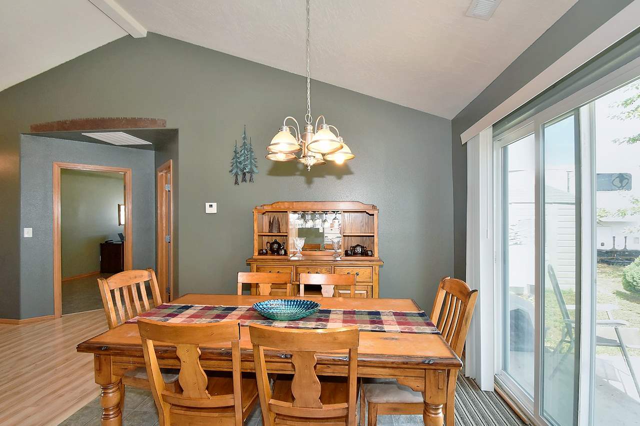 820 North Fox Ridge Road Medical Lake, WA 99022 - Photo 7 of 20 Gallery Image 7