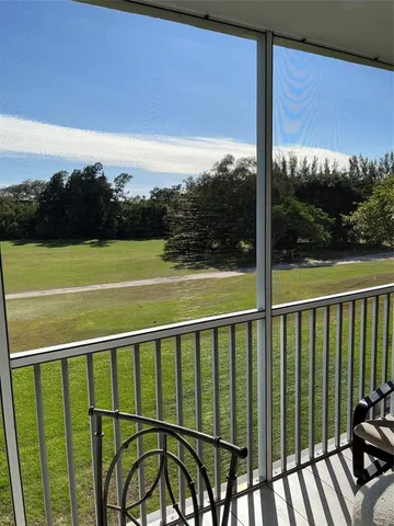 $179,000 | 3100 North Palm Aire Drive, Unit 304, Pompano Beach, FL 33069