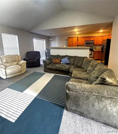 $330,000 | 215 Settlers Pass, Waynesville, MO 65583