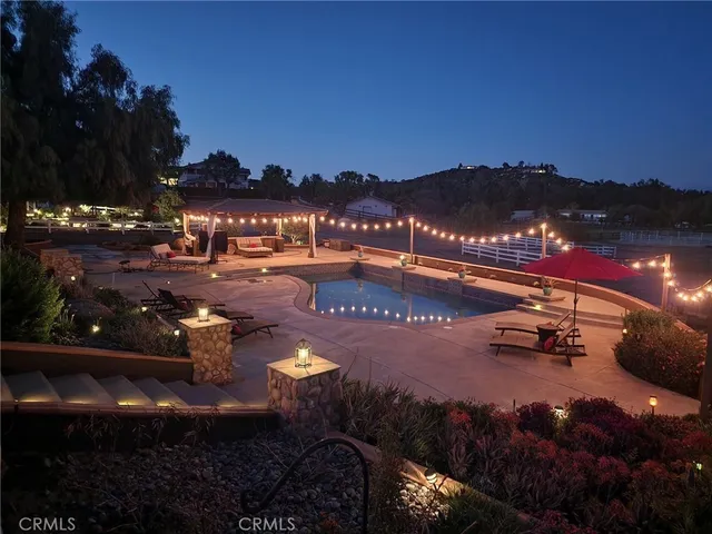 a view of front door with a door