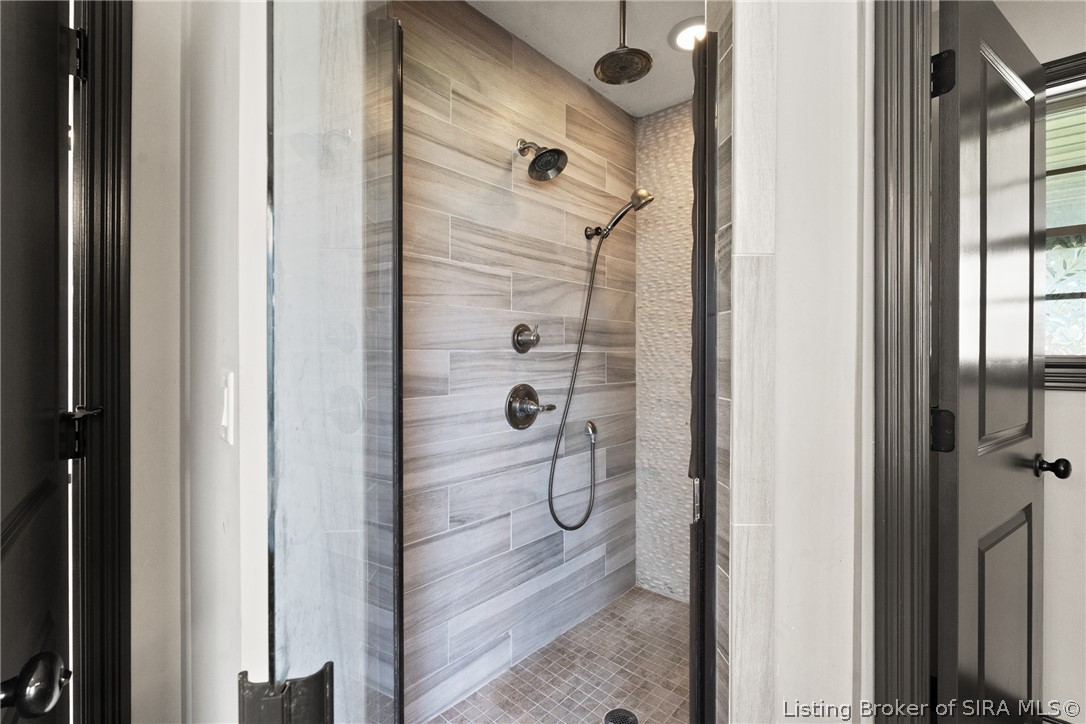 9113 Falcon Ridge Sellersburg, IN 47172 - Photo 23 of 40 Gallery Image 23
