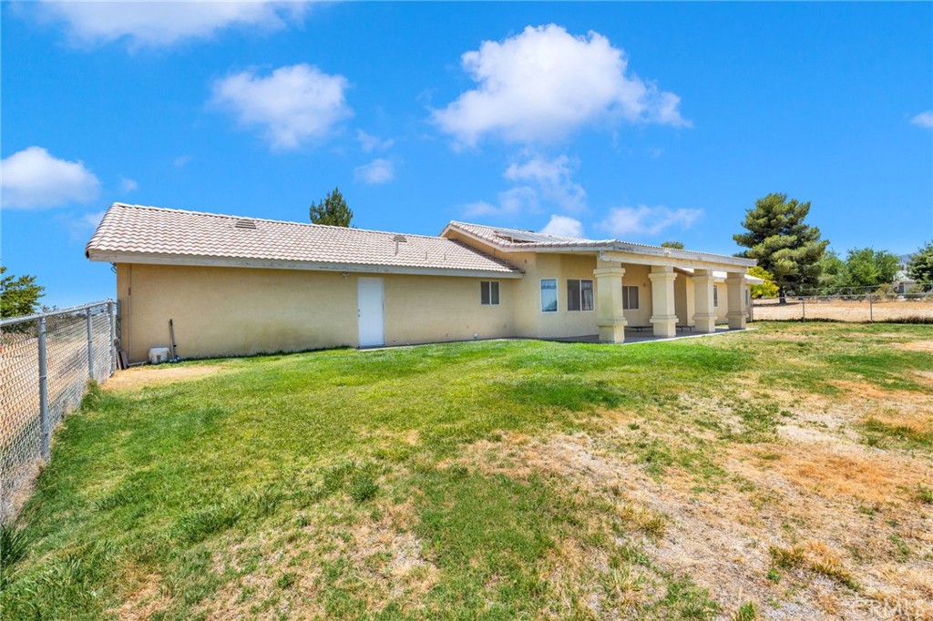 12472 Oasis Road Pinon Hills, CA 92372 - Photo 42 of 58