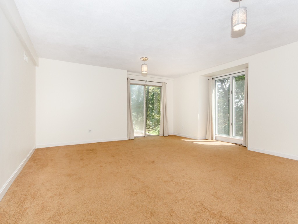 15 Myopia Road Winchester, MA 01890 - Photo 13 of 27