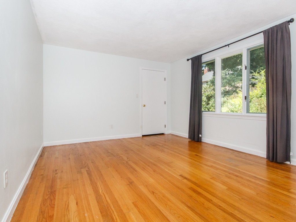 15 Myopia Road Winchester, MA 01890 - Photo 14 of 27