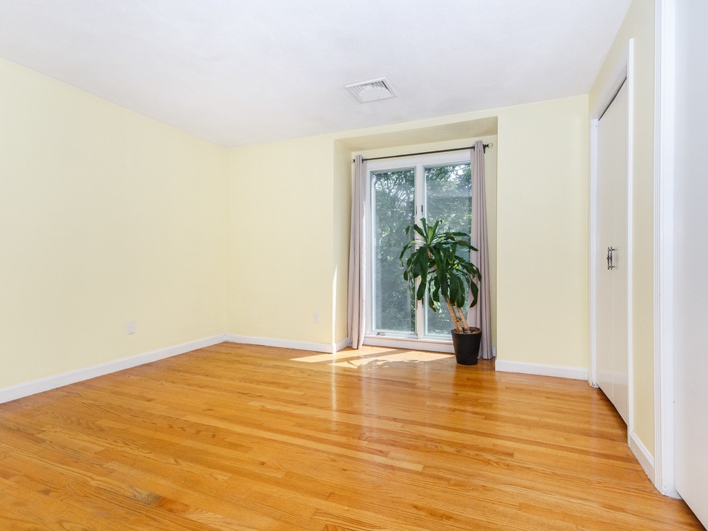 15 Myopia Road Winchester, MA 01890 - Photo 17 of 27