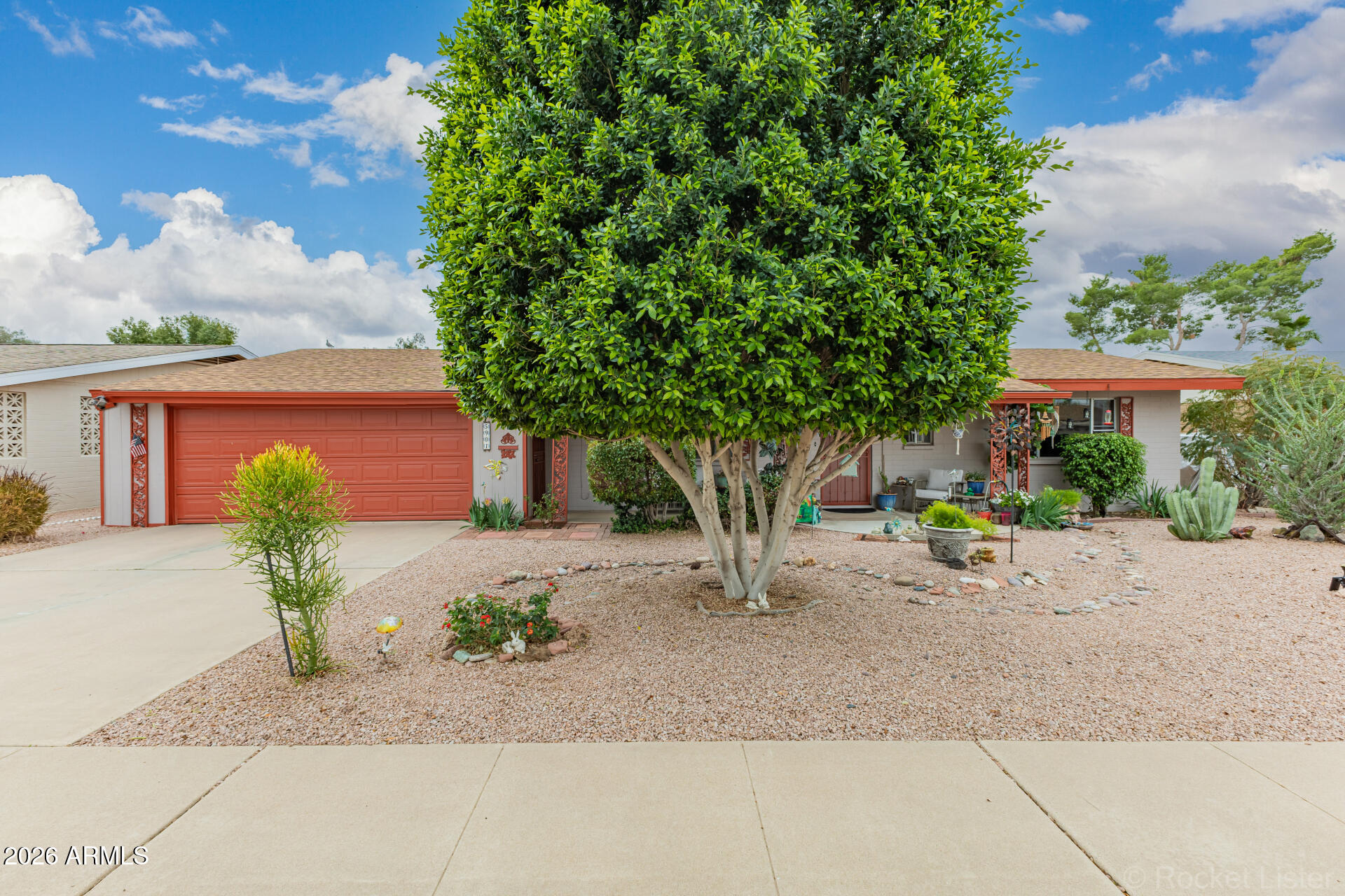 5901 Casper Road Mesa, AZ 85205 - Photo 3 of 34 01 - Casper