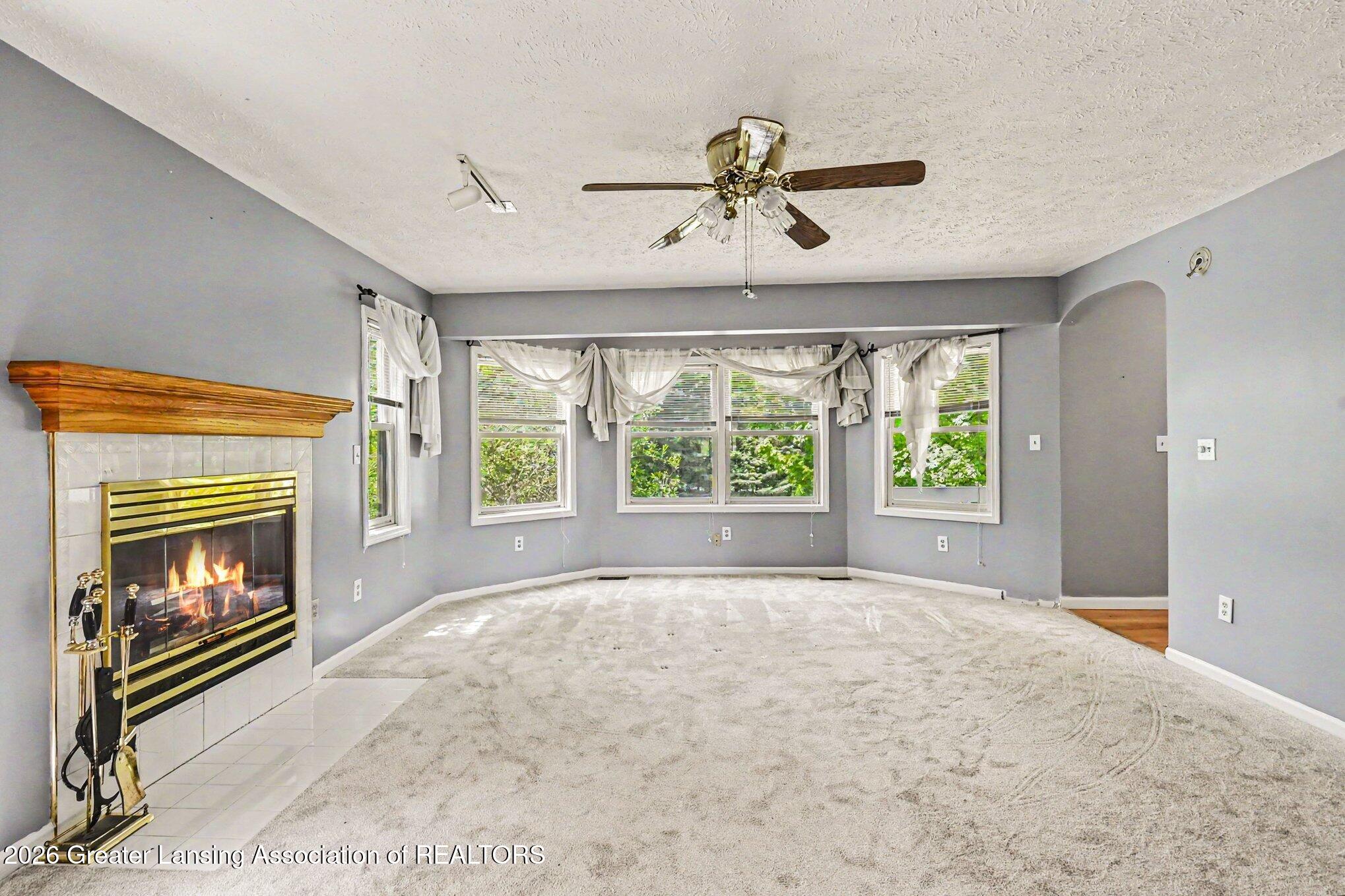 16453 Center Road East Lansing, MI 48823 - Photo 9 of 33 006_file_7133