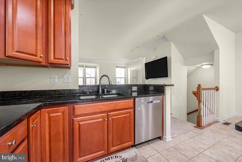 $565,000 | 9137 Landon House Lane, Frederick, MD 21704