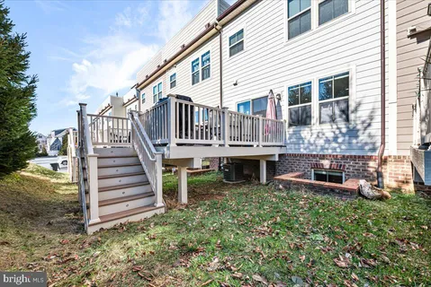 $565,000 | 9137 Landon House Lane, Frederick, MD 21704
