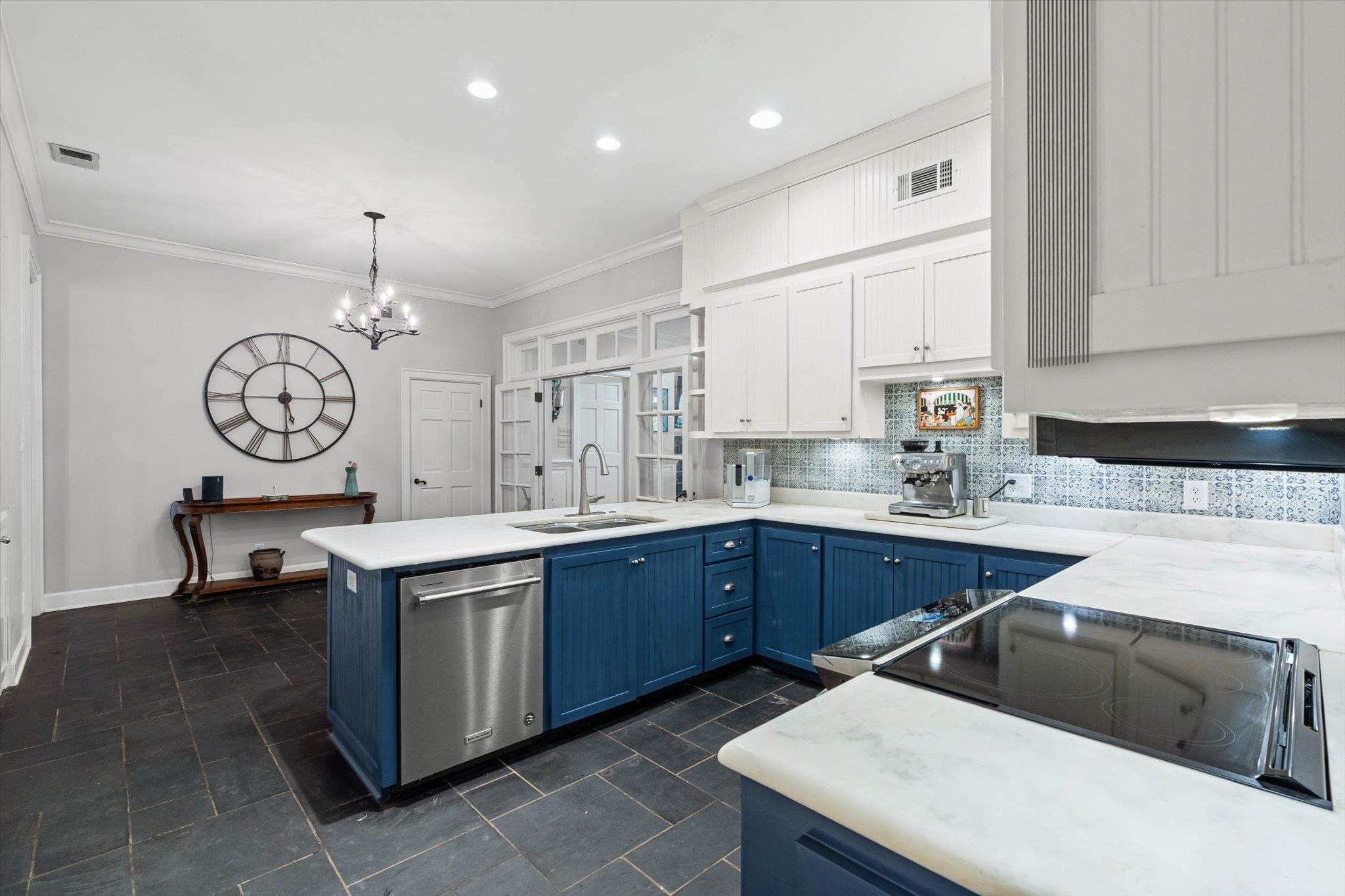 259 Dilston Lane Mobile, AL 36608 - Photo 9 of 37 Kitchen