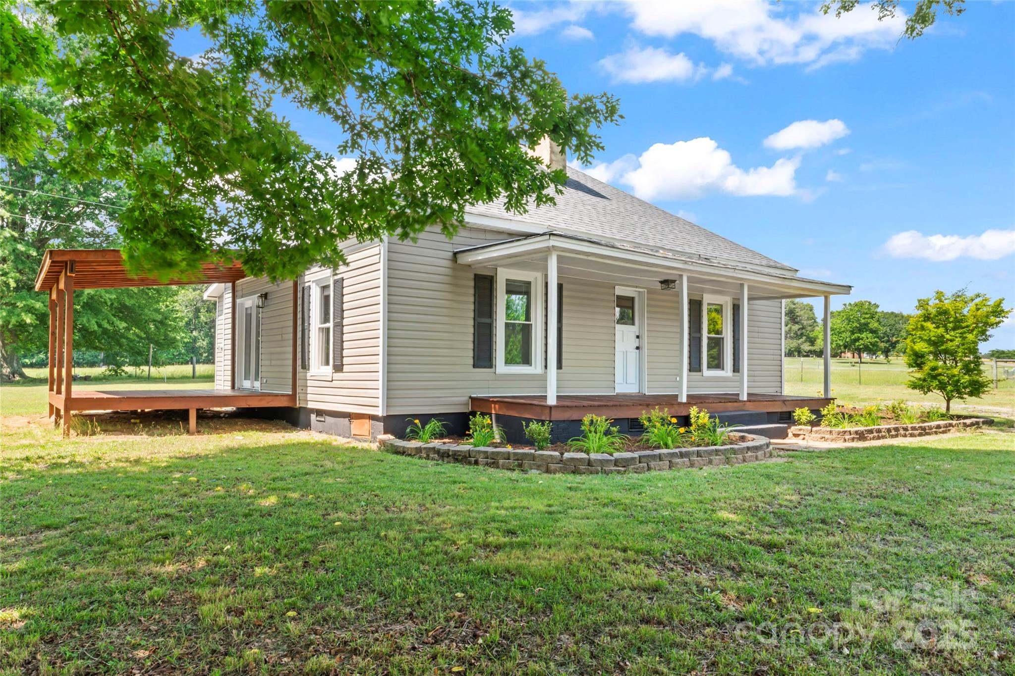 233 Sellers Road Kings Mountain, NC 28086 - Photo 2 of 33 Gallery Image 2