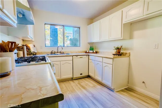 $448,000 | 2410 North Towne Avenue, Pomona, CA 91767