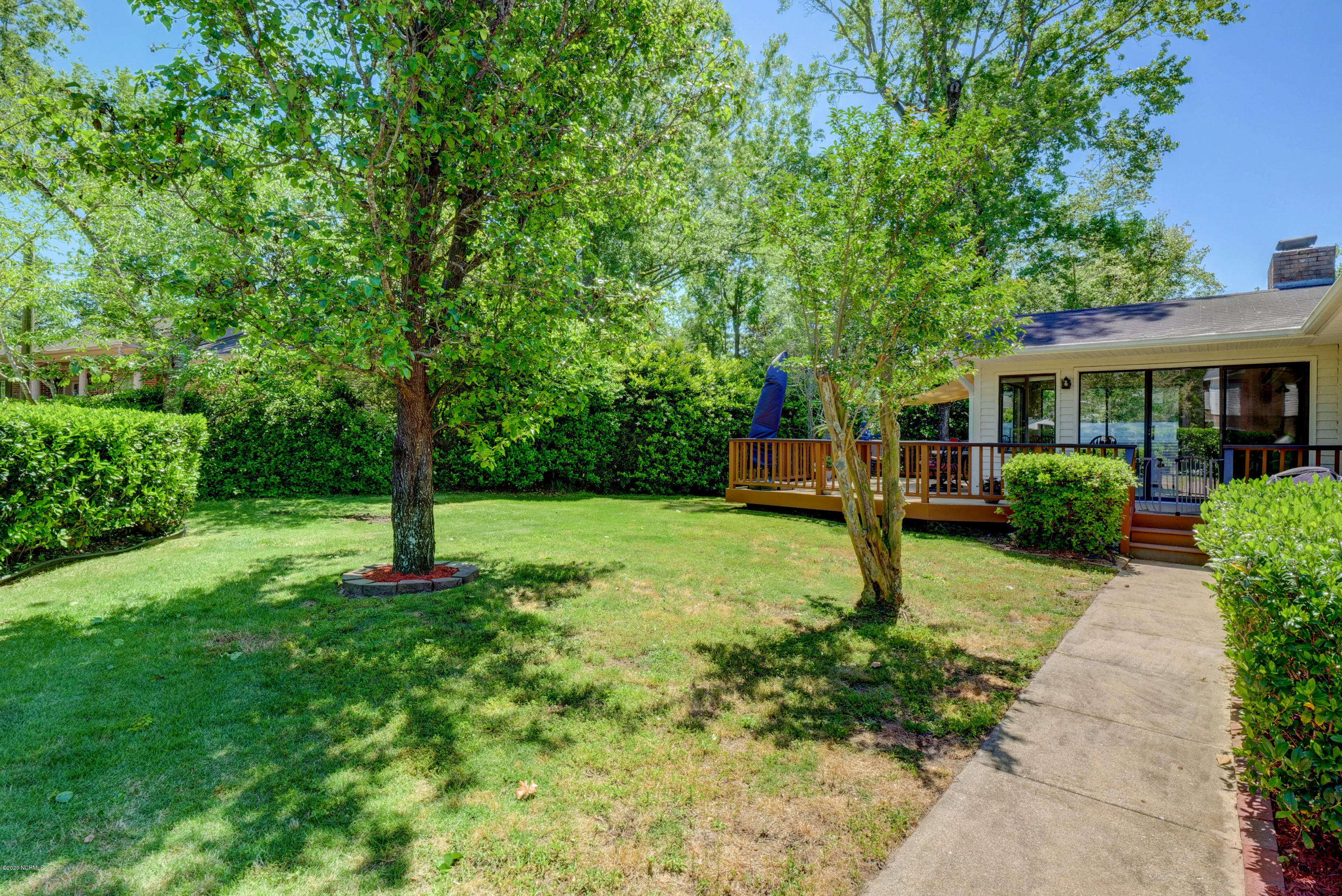 118 Buccaneer Road Wilmington, NC 28409 - Photo 28 of 32 Back of Corner Lot