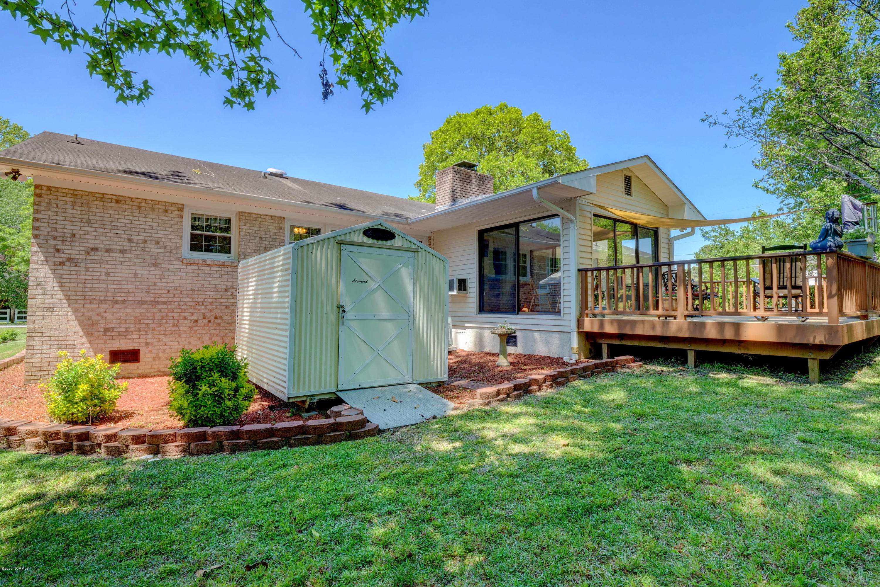 118 Buccaneer Road Wilmington, NC 28409 - Photo 29 of 32 Shed and Back Deck