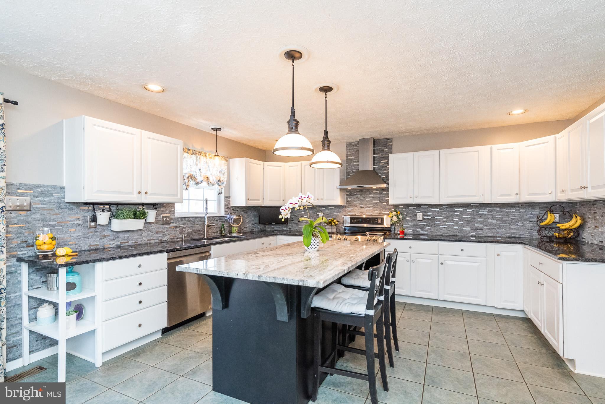 325 Powdersby Road Joppa, MD 21085 - Photo 22 of 90 Center Island Breakfast Bar