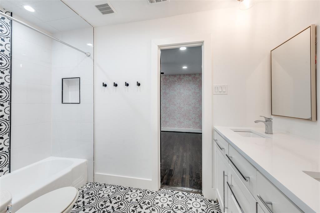 4937 Forest Bend Road Dallas, TX 75244 - Photo 18 of 23