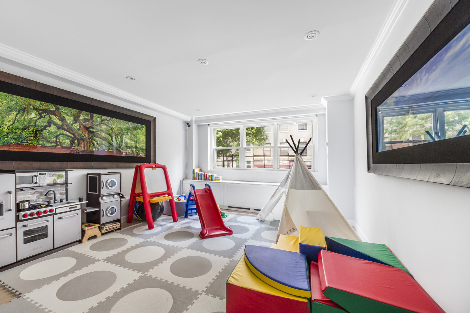 205 East 63rd Street, Unit 2AB Manhattan, NY 10065 - Photo 13 of 17