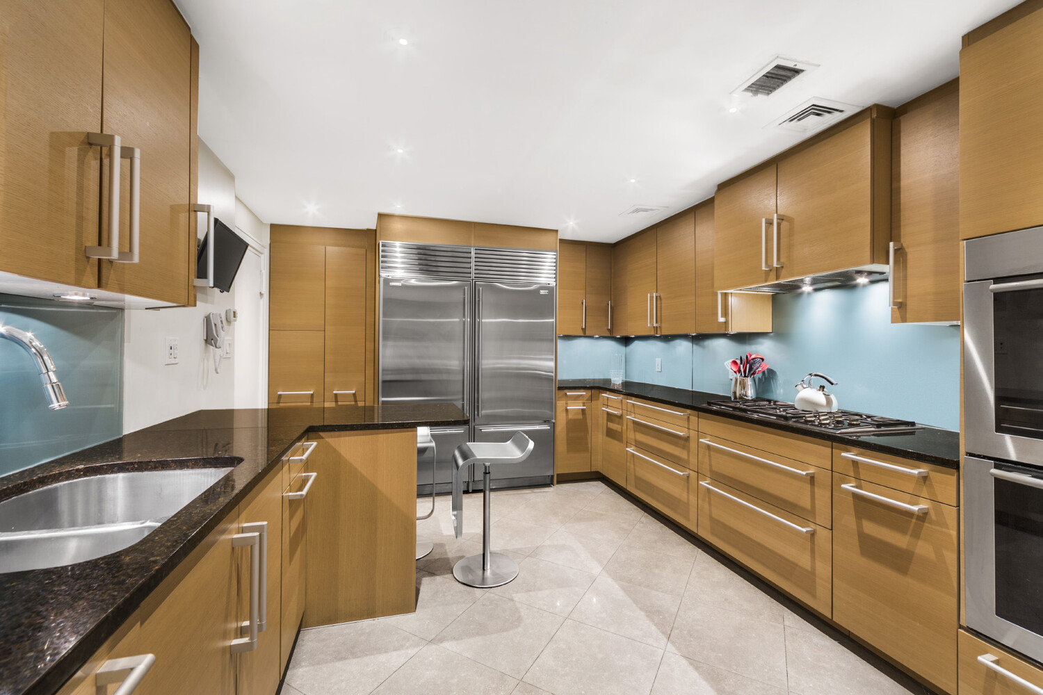 205 East 63rd Street, Unit 2AB Manhattan, NY 10065 - Photo 4 of 17