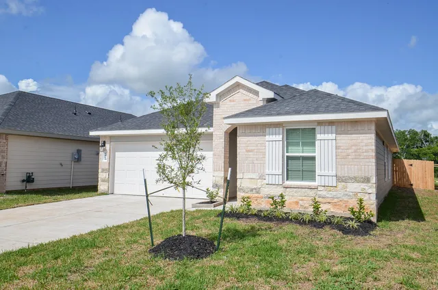 $2,100 | 7831 Sanremo Drive, Richmond, TX 77406