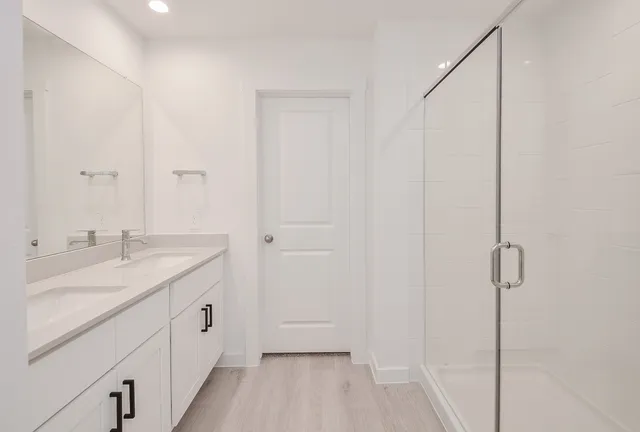 $2,100 | 7831 Sanremo Drive, Richmond, TX 77406