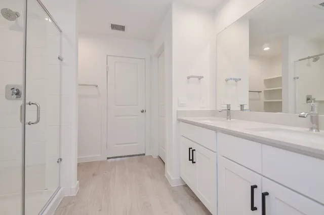 $2,100 | 7831 Sanremo Drive, Richmond, TX 77406