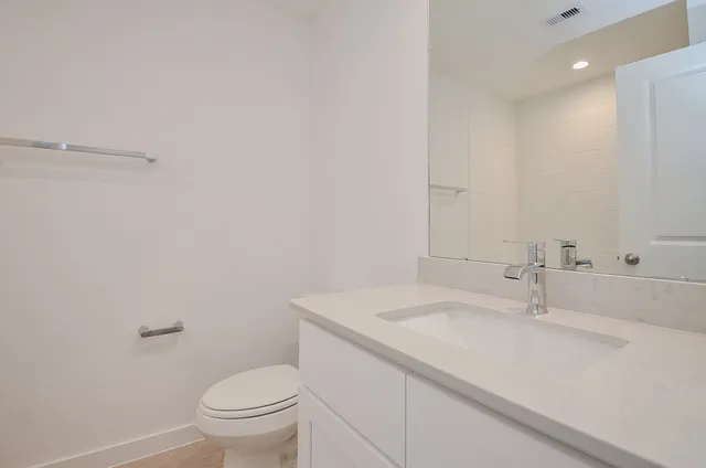 $2,100 | 7831 Sanremo Drive, Richmond, TX 77406