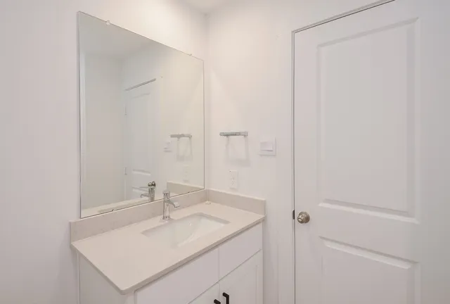 $2,100 | 7831 Sanremo Drive, Richmond, TX 77406