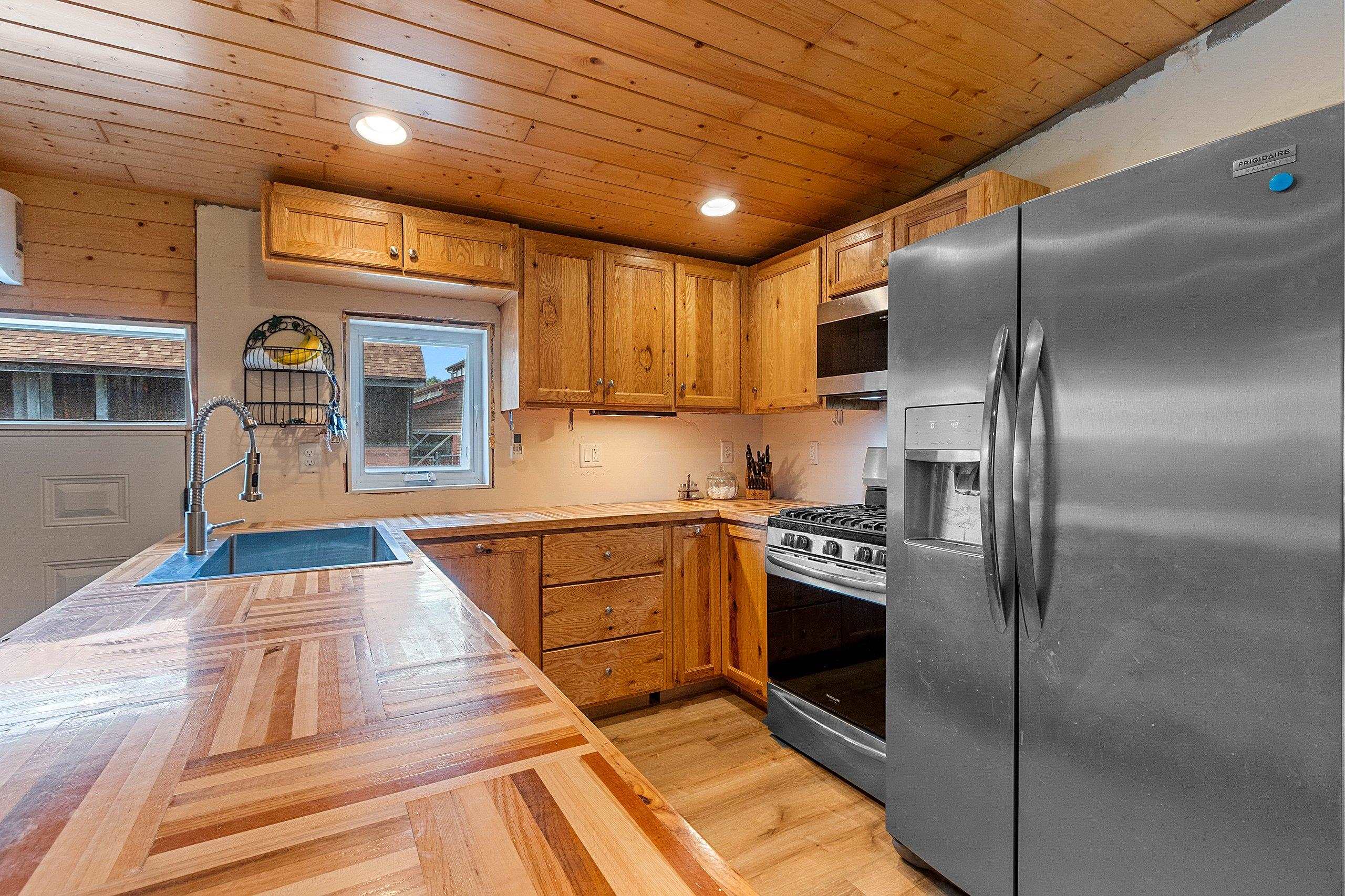 7980 County Road East Oconto Falls, WI 54154 - Photo 5 of 51